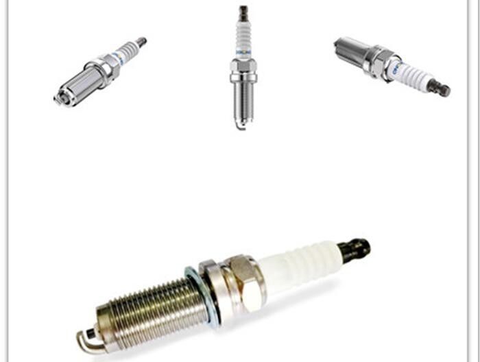 Copper Core Auto Spark Plugs Nickel Alloy Electrode 0.8mm Gap For LAND