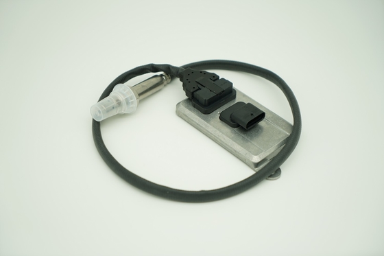 24V Nox Sensor 5801754014 5WK96775A For Iveco Truck Compatible IVECO EURO 6