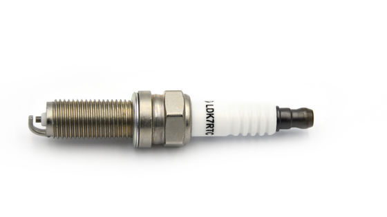 Automobiles Ignition Original Iridium Platinum Spark Plug Torch LD7RTIP For NGK ILKAR7B11/SILZKAR7B/ILK